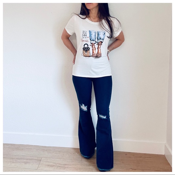 Fabulous chic Graphic Tee with diamonds detail - Picture 3 of 8